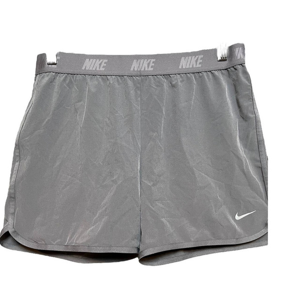 Women’s Nike DRI-FIT Shorts - Picture 3 of 8